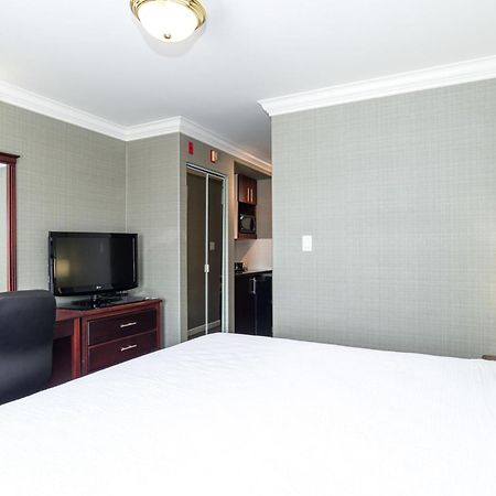 Sandman Hotel Red Deer Eksteriør billede