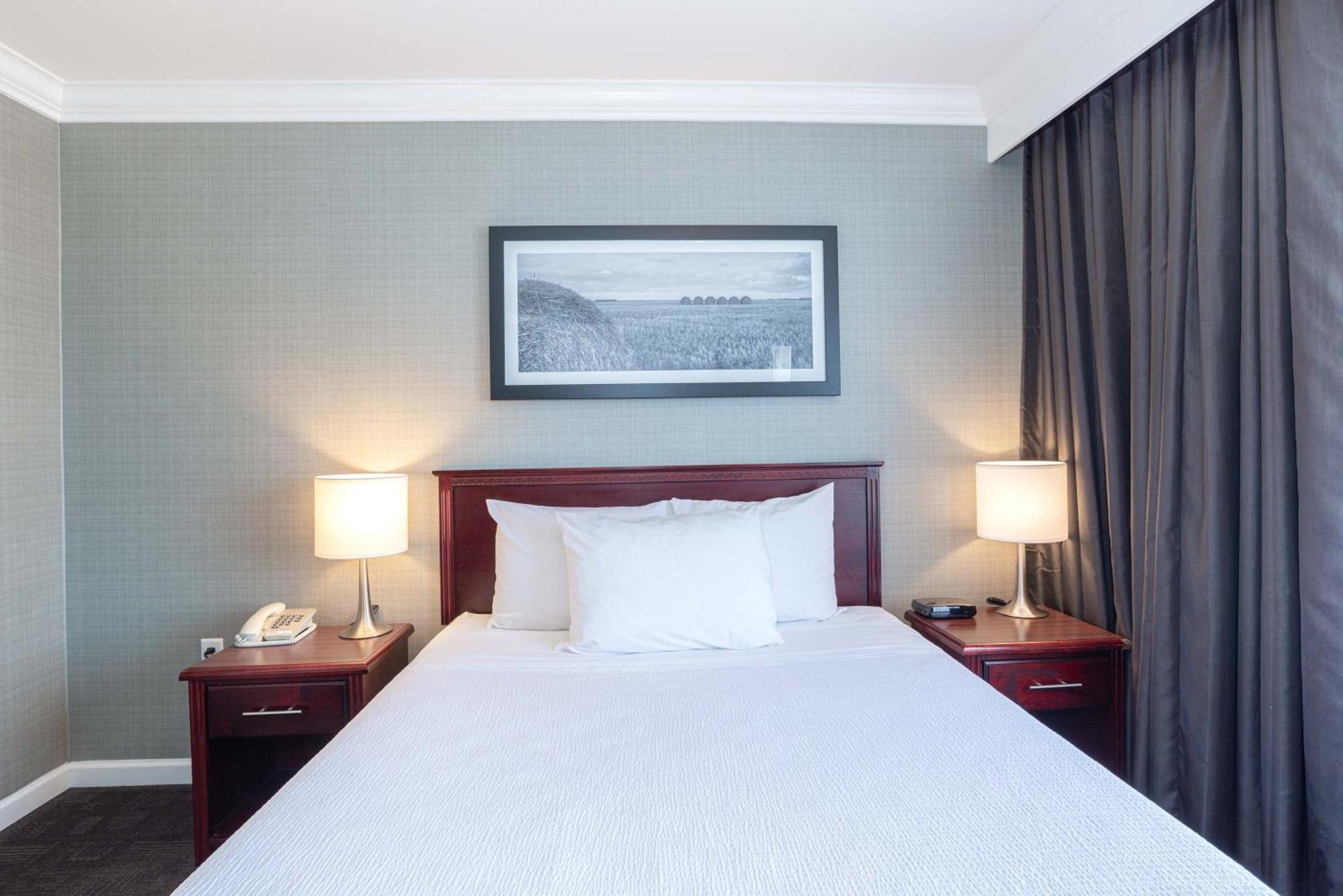 Sandman Hotel Red Deer Eksteriør billede