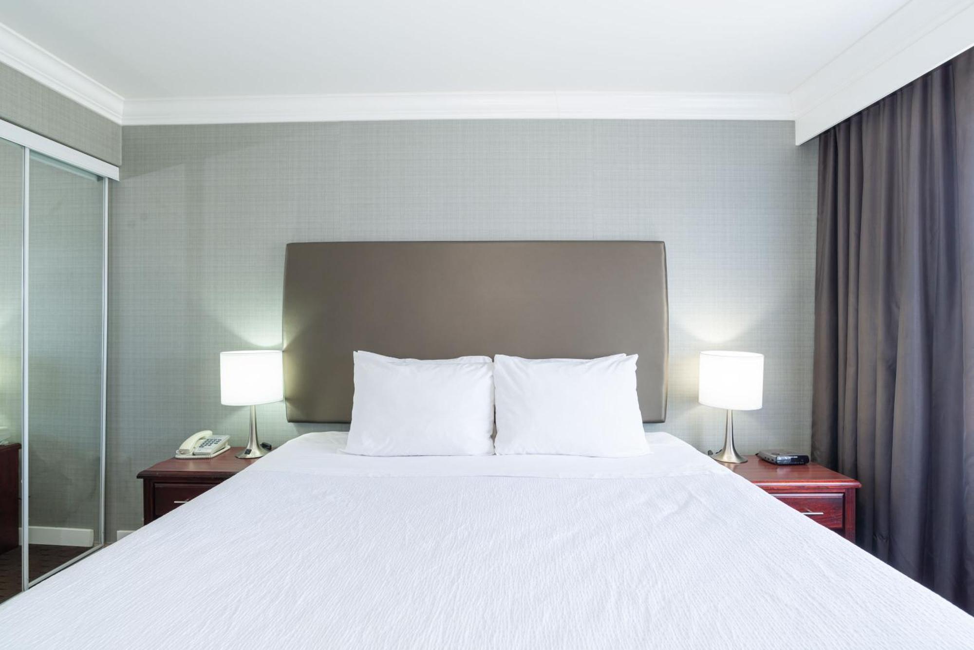 Sandman Hotel Red Deer Eksteriør billede