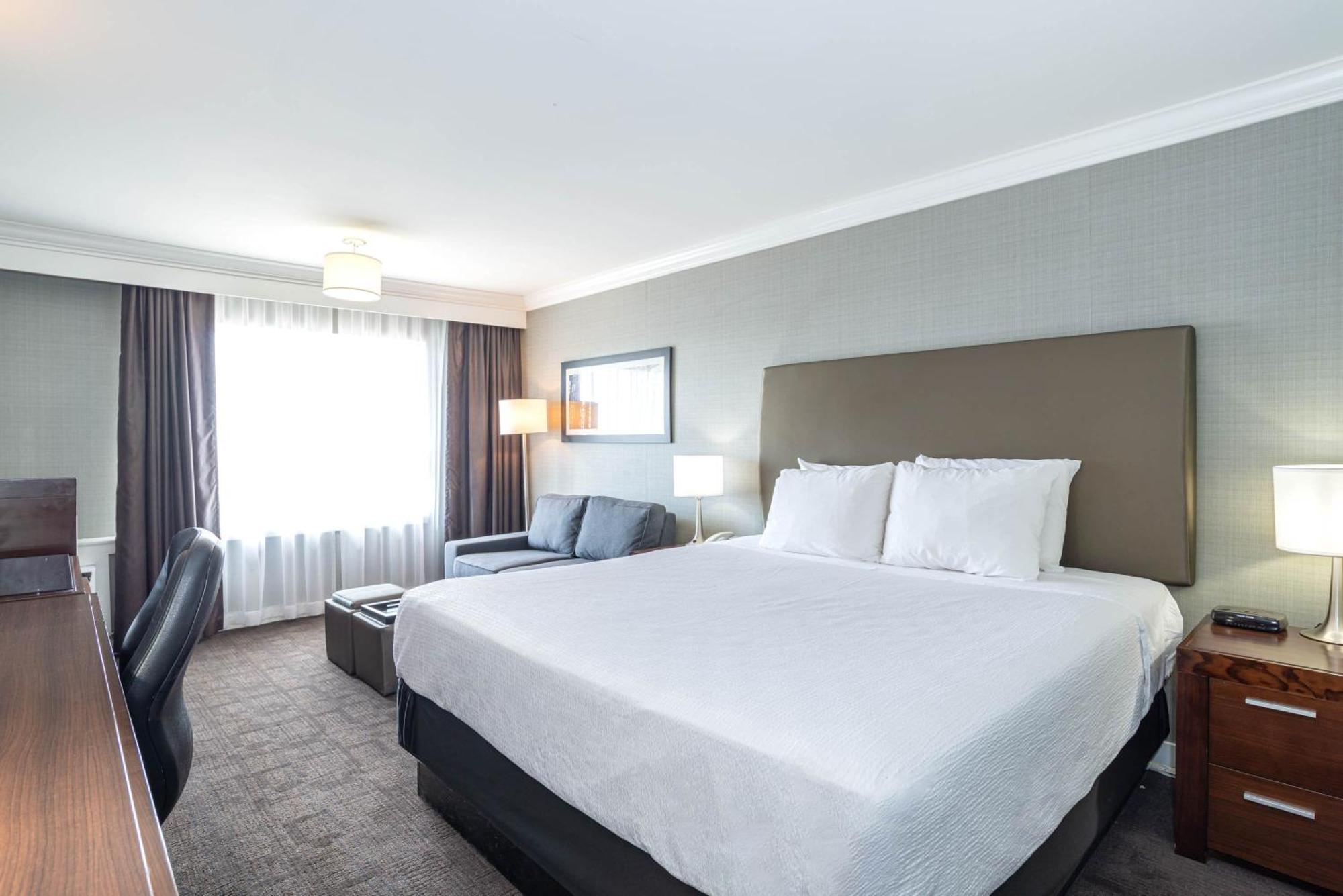 Sandman Hotel Red Deer Eksteriør billede