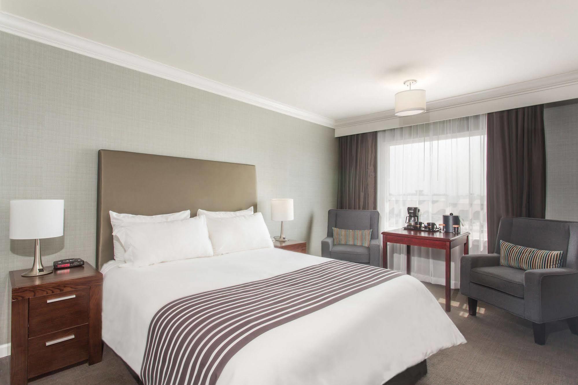 Sandman Hotel Red Deer Eksteriør billede